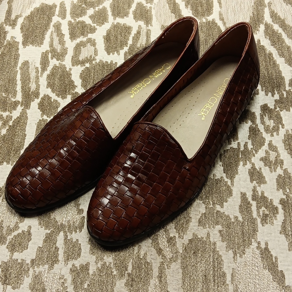 Vintage Cabin Creek Women's Shoes, Brown size 6.5 M Leather upper man made sole